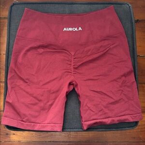 Aurola Dream Workout Scrunch Shorts ~ burgundy red Medium